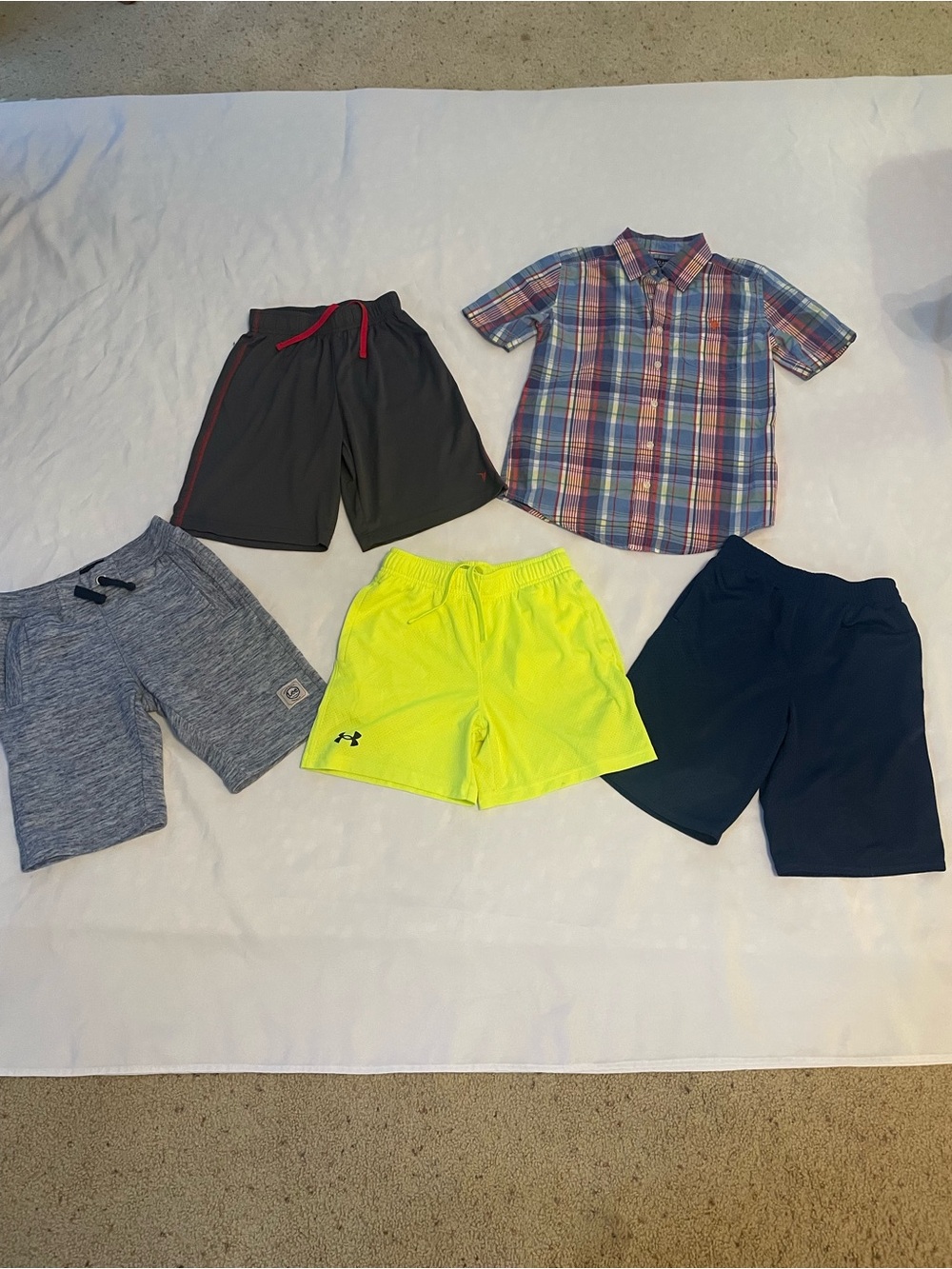 Under Armour, Lee, etc. Boys Athletic Shorts Set and Button Down Shirt Size 8(M)